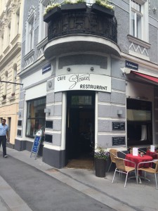 Café Strozzi Entrén